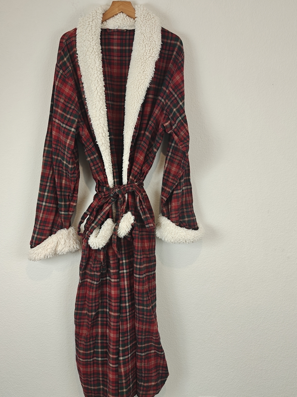 Pottery Barn Lynbrook Plaid Holiday Robe Festive Green Red Cotton XL Cozy Lounge